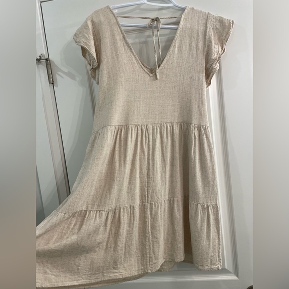 Beige Linen Dress - Picture 5 of 5